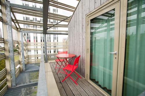 Terraza/balcón, St Christopher's Inn Paris - Canal in Paris Terraza/balcón, St Christopher's Inn Paris - Canal in Paris