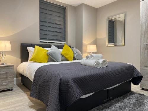 Amazing CENTRAL High Street Self contained Apartments by SYL in Watford Amazing CENTRAL High Street Self contained Apartments by SYL in Watford
