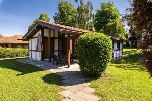 شرفة/ تراس, Ferienwohnpark Immenstaad am Bodensee Satteldachhaus Typ 10 SDS 121 in امينستاد آم بودينسي شرفة/ تراس, Ferienwohnpark Immenstaad am Bodensee Satteldachhaus Typ 10 SDS 121 in امينستاد آم بودينسي