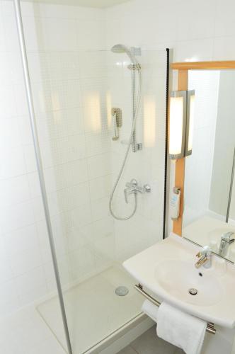 This photo about ibis Bordeaux Saint Emilion shared on HyHotel.com