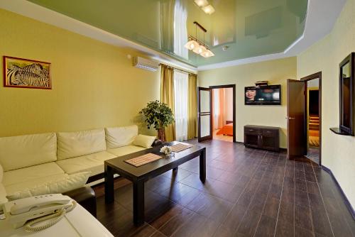 This photo about SQ Kirovsky shared on HyHotel.com