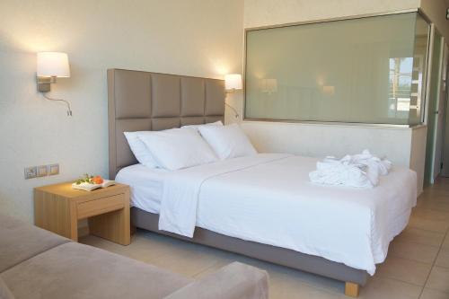 Guestroom, Ionian Emerald Resort in Kefalonia Guestroom, Ionian Emerald Resort in Kefalonia