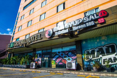 DG Grami Hotel in Parañaque DG Grami Hotel in Parañaque
