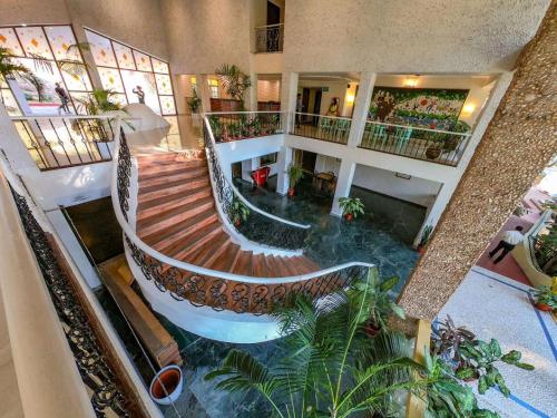Lobby, Bambolim Beach Resort in Dona Paula Lobby, Bambolim Beach Resort in Dona Paula