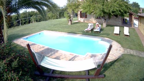 Agriturismo La Vecchia Fonte in Castelbellino Agriturismo La Vecchia Fonte in Castelbellino