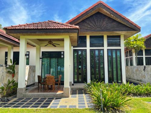 Exterior view, Home Sweet Villas, Karambunai in Tuaran Exterior view, Home Sweet Villas, Karambunai in Tuaran