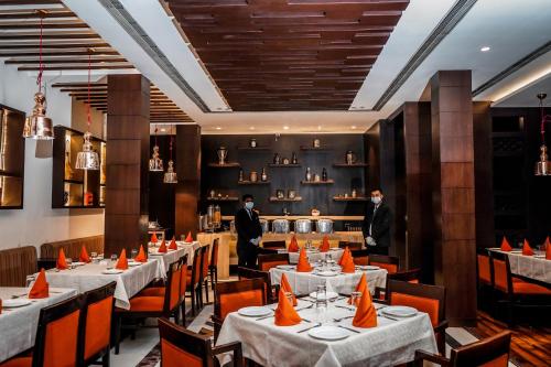طعام و مشروبات, فندق جواليور ريجنسي (Hotel Gwalior Regency) in جواليور طعام و مشروبات, فندق جواليور ريجنسي (Hotel Gwalior Regency) in جواليور