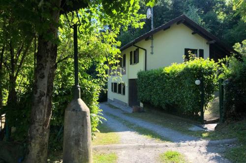 Exterior view, TRADITIONAL VILLA BELLAGIO san primo LAKE COMO in Civenna Exterior view, TRADITIONAL VILLA BELLAGIO san primo LAKE COMO in Civenna