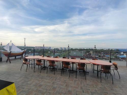 Sonaview Hotel Dumai in Dumai Sonaview Hotel Dumai in Dumai