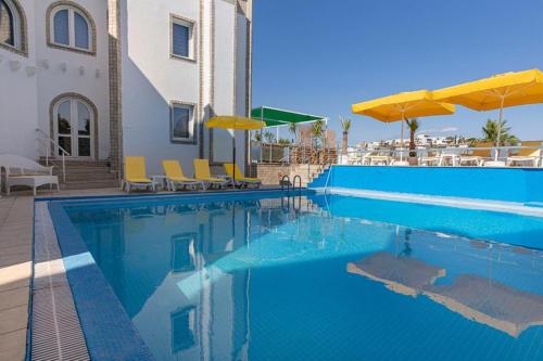 Басейн, Hola Bodrum in Гумбет Басейн, Hola Bodrum in Гумбет