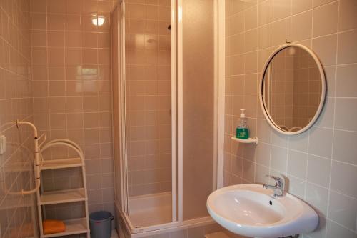 Bathroom, Apartment Harrachov 3 in Harrachov Bathroom, Apartment Harrachov 3 in Harrachov