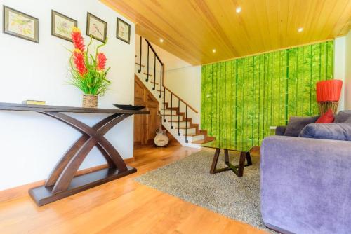HummingBird Hill Cottage in 努沃勒埃利耶 HummingBird Hill Cottage in 努沃勒埃利耶