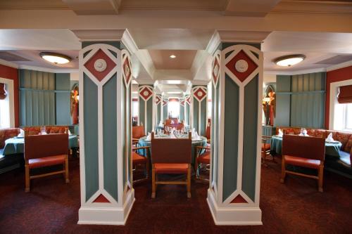 مطعم, The Bertram Inn at Glenmoor in كونتون مطعم, The Bertram Inn at Glenmoor in كونتون