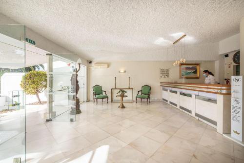 Лоби, Carvoeiro Hotel in Карвоейро Лоби, Carvoeiro Hotel in Карвоейро