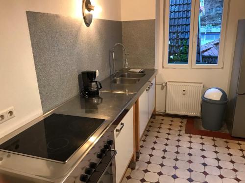 مطبخ, Self-check-in zentrale Fewos in Triberg - Nah am Wasserfall - in Triberg Town Center مطبخ, Self-check-in zentrale Fewos in Triberg - Nah am Wasserfall - in Triberg Town Center