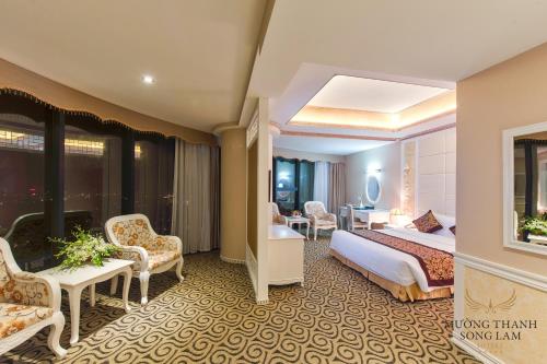 Muong Thanh Song Lam Hotel in Vinh Muong Thanh Song Lam Hotel in Vinh