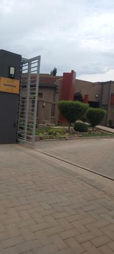 Qhanolla Guest House in Butha-Buthe Qhanolla Guest House in Butha-Buthe