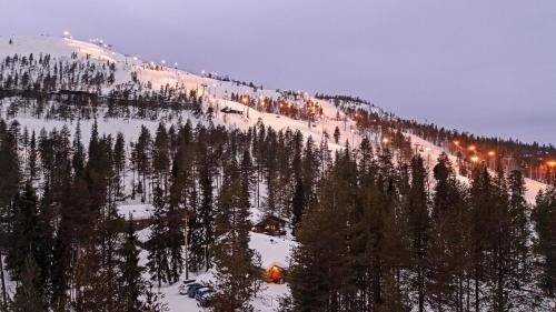 Sports and activities, Ski-inn kelohuoneisto Pyhatunturissa in Pyhatunturi Sports and activities, Ski-inn kelohuoneisto Pyhatunturissa in Pyhatunturi