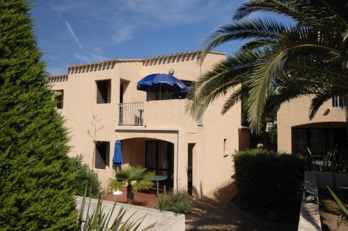 Entrance, Residence Odalys Saint Loup in Agde Entrance, Residence Odalys Saint Loup in Agde