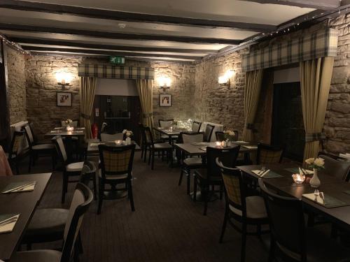 Lion and Unicorn Hotel in Thornhill (Stirling) Lion and Unicorn Hotel in Thornhill (Stirling)