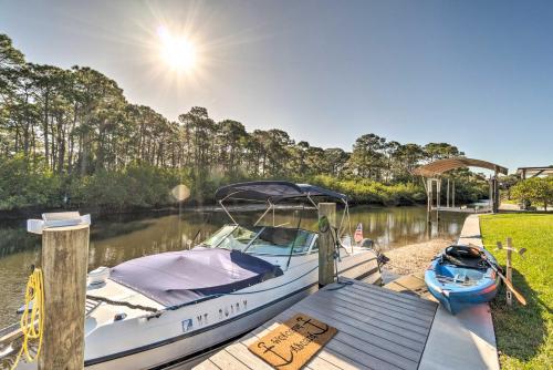 Sunny and Alluring Englewood Retreat with Dock! in Grove City (FL) Sunny and Alluring Englewood Retreat with Dock! in Grove City (FL)