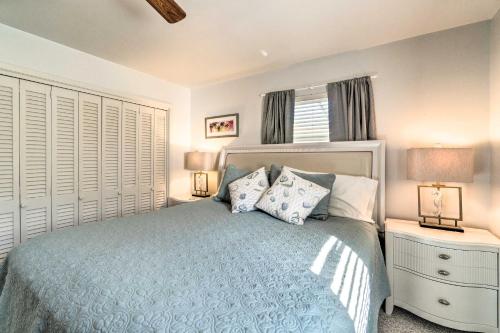 Sunny and Alluring Englewood Retreat with Dock! in Grove City (FL) Sunny and Alluring Englewood Retreat with Dock! in Grove City (FL)