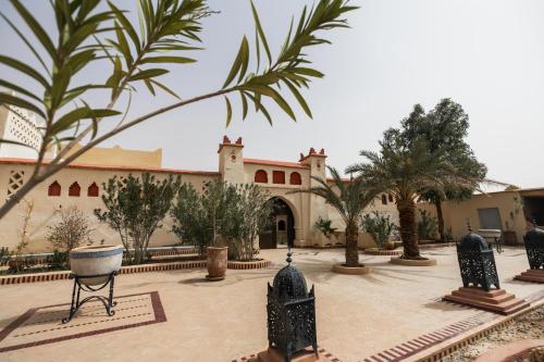 Išorė, Kasbah Mohayut in Merzouga Išorė, Kasbah Mohayut in Merzouga