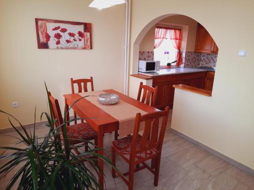 Apartmanhaz King in Hévíz Apartmanhaz King in Hévíz