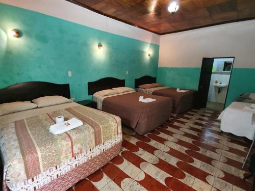Hotel Kasa Kamelot Central in 퀘트잘텐난고 Hotel Kasa Kamelot Central in 퀘트잘텐난고
