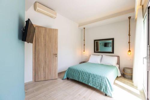 Adelhome - Sea view & walking distance to beach!