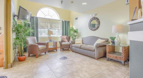 Vestíbulo, Microtel Inn & Suites by Wyndham Gulf Shores in Gulf Shores (AL) Vestíbulo, Microtel Inn & Suites by Wyndham Gulf Shores in Gulf Shores (AL)