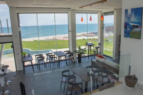 Einrichtungen, BEACH FRONT VILLA near Penghu Great Bridge Einrichtungen, BEACH FRONT VILLA near Penghu Great Bridge