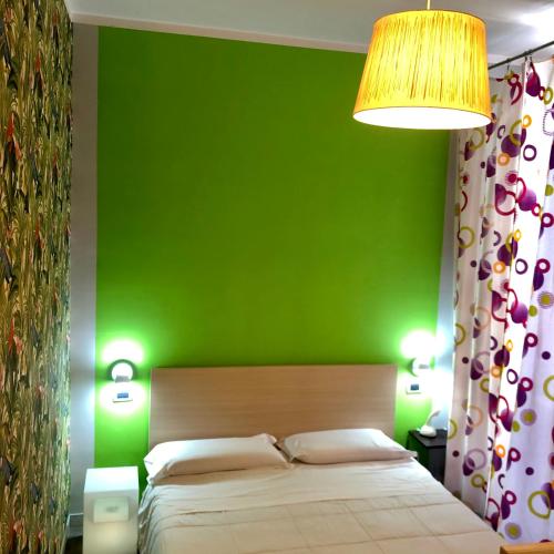 H Rooms boutique Hotel in Lungomare Caracciolo H Rooms boutique Hotel in Lungomare Caracciolo