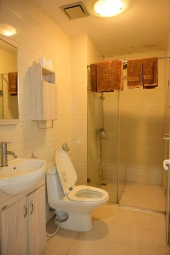Bathroom, Ha Thanh Tam Đao HOTEL in Tam Dao (Vinh Phuc) Bathroom, Ha Thanh Tam Đao HOTEL in Tam Dao (Vinh Phuc)