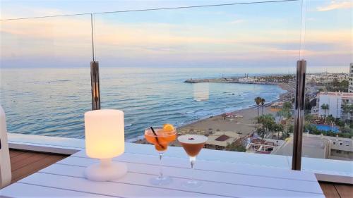 Pub/Lounge, Hotel La Barracuda in Torremolinos Pub/Lounge, Hotel La Barracuda in Torremolinos