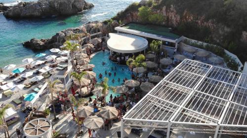 Folie Marine Hotel & Beach Club in Влёра Folie Marine Hotel & Beach Club in Влёра