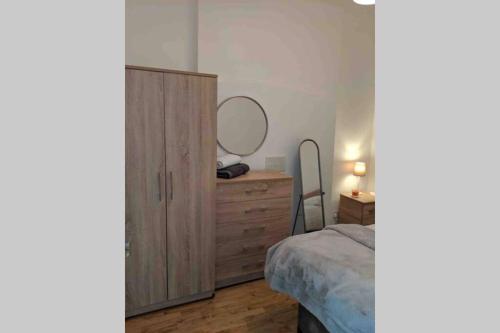 Quartos, The Bay Apartment - 10 Mins from WMC in Cardiff Bay Quartos, The Bay Apartment - 10 Mins from WMC in Cardiff Bay