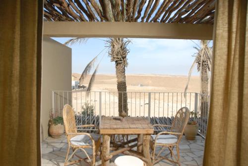 Instalaciones, Desert Home in Mitzpe Ramon Instalaciones, Desert Home in Mitzpe Ramon