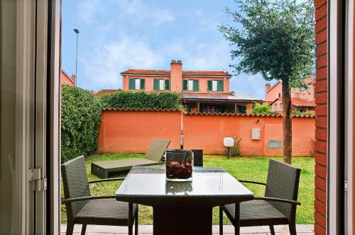 Facilities, Residence I Triangoli in Ostia Facilities, Residence I Triangoli in Ostia