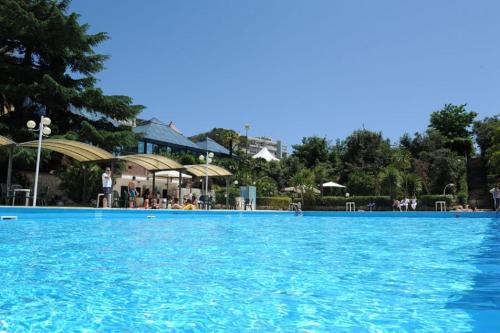 Swimming pool, Hotel Villa Rosa in Martina Franca Swimming pool, Hotel Villa Rosa in Martina Franca