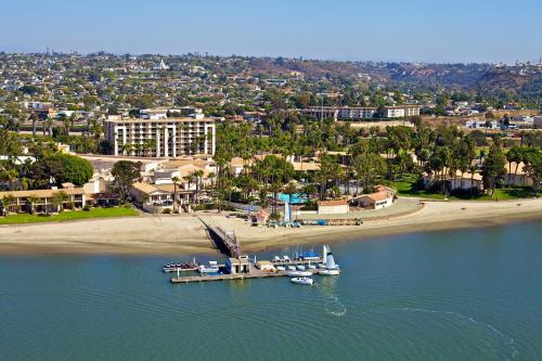 This photo about Hilton San Diego Resort & Spa shared on HyHotel.com