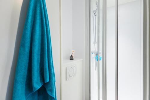 Ванна кімната, hotelF1 Saint Nazaire La Baule in Трін'як Ванна кімната, hotelF1 Saint Nazaire La Baule in Трін'як