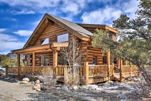 Riverfront Retreat with Hot Tub Fish and Hike! in 阿斯彭 (CO) Riverfront Retreat with Hot Tub Fish and Hike! in 阿斯彭 (CO)