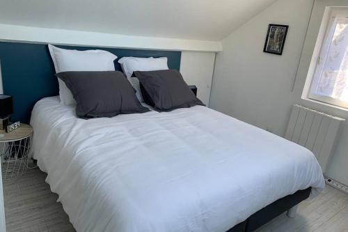 Chalet Low Rider S in Saint Leonard Chalet Low Rider S in Saint Leonard