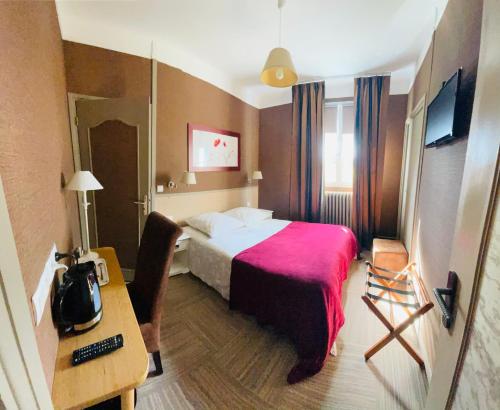 Les 3 rois by YY in Villers-Bocage Les 3 rois by YY in Villers-Bocage