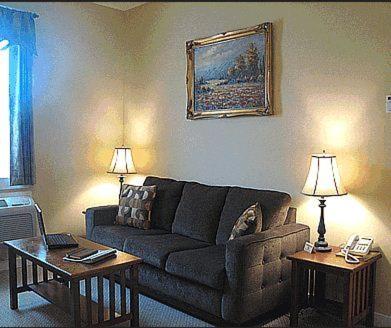 在meiguo.com看到的Colonels Suites的介绍图片