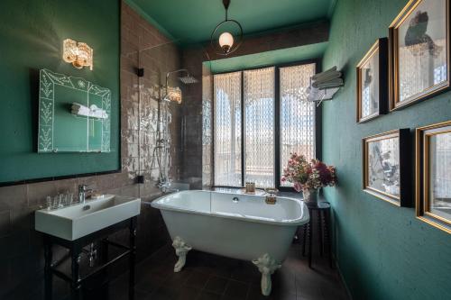 حمام, Communal Hotel Telavi in تيلافي حمام, Communal Hotel Telavi in تيلافي