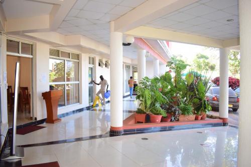 Exterior view, Meru Slopes Hotel in Meru Exterior view, Meru Slopes Hotel in Meru
