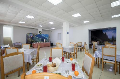 Restaurant, Санатории Известия in Adler Restaurant, Санатории Известия in Adler