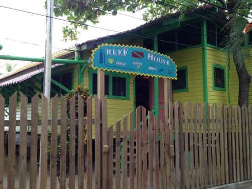 Létesítmények, Reef House Resort in Oak Ridge Létesítmények, Reef House Resort in Oak Ridge